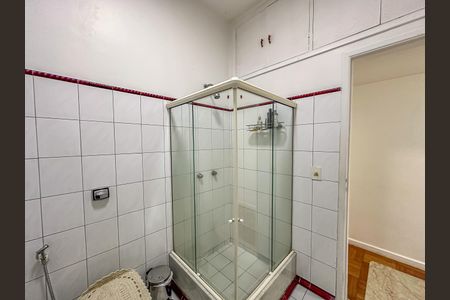 Apartamento à venda com 442m², 4 quartos e 2 vagas Apartamento à venda com 442m², 4 quartos e 2 vagasBanheiro Social