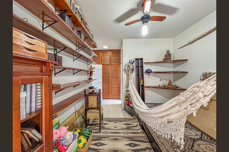 Apartamento à venda com 442m², 4 quartos e 2 vagas Apartamento à venda com 442m², 4 quartos e 2 vagasSuíte 2