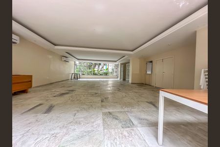 Apartamento à venda com 442m², 4 quartos e 2 vagas Apartamento à venda com 442m², 4 quartos e 2 vagasÁrea comum