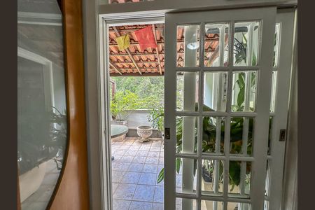 Apartamento à venda com 442m², 4 quartos e 2 vagas Apartamento à venda com 442m², 4 quartos e 2 vagasVaranda do Quarto