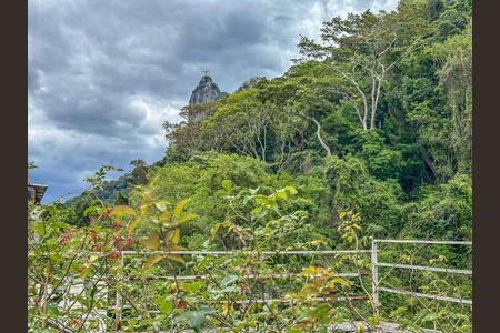 Apartamento à venda com 442m², 4 quartos e 2 vagas Apartamento à venda com 442m², 4 quartos e 2 vagasVista da Varanda