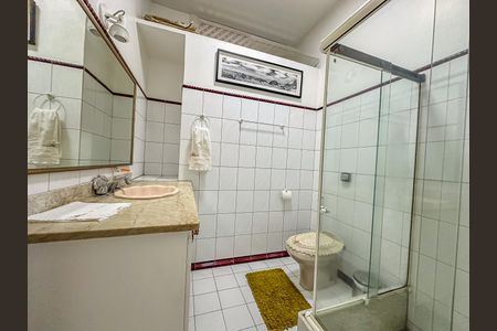 Apartamento à venda com 442m², 4 quartos e 2 vagas Apartamento à venda com 442m², 4 quartos e 2 vagasBanheiro Social