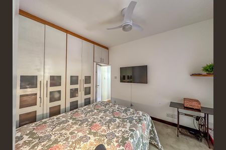 Apartamento à venda com 442m², 4 quartos e 2 vagas Apartamento à venda com 442m², 4 quartos e 2 vagasSuíte 3