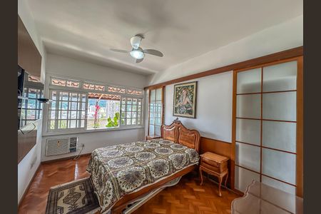 Apartamento à venda com 442m², 4 quartos e 2 vagas Apartamento à venda com 442m², 4 quartos e 2 vagasSuíte