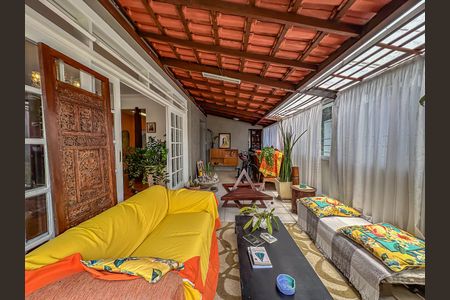 Apartamento à venda com 442m², 4 quartos e 2 vagas Apartamento à venda com 442m², 4 quartos e 2 vagasVaranda da Sala