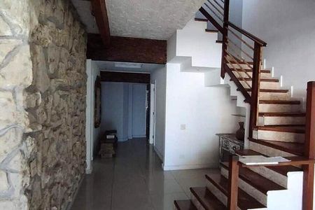 Apartamento à venda com 369m², 6 quartos e 3 vagas