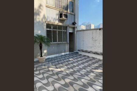 Apartamento à venda com 77m², 2 quartos e 1 vaga