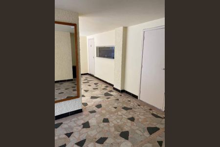 Apartamento à venda com 77m², 2 quartos e 1 vaga