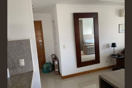 Apartamento à venda com 38m², 1 quarto e 1 vaga