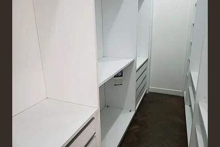 Apartamento à venda com 251m², 3 quartos e 1 vaga