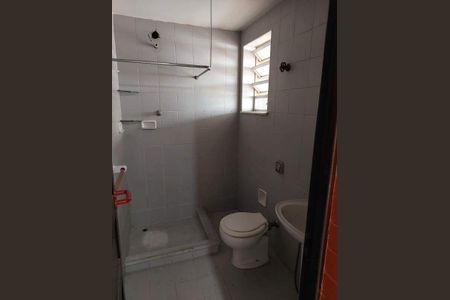 Casa à venda com 194m², 3 quartos e 2 vagas