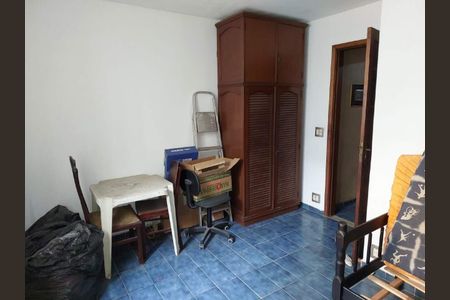 Casa à venda com 194m², 3 quartos e 2 vagas