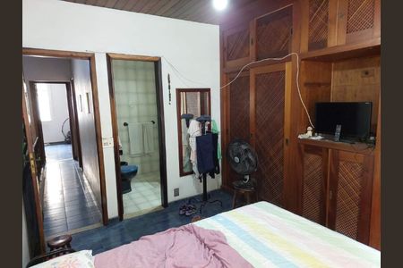 Casa à venda com 194m², 3 quartos e 2 vagas