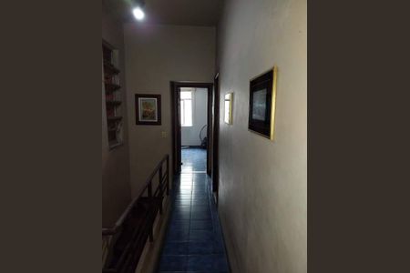 Casa à venda com 194m², 3 quartos e 2 vagas