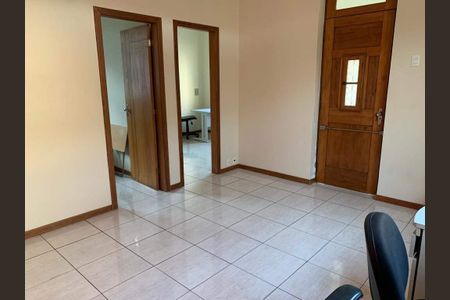 Casa à venda com 110m², 3 quartos e sem vaga