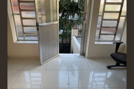 Casa à venda com 110m², 3 quartos e sem vaga