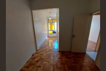 Apartamento à venda com 70m², 2 quartos e 1 vaga