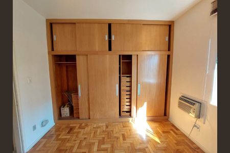 Apartamento à venda com 70m², 2 quartos e 1 vaga
