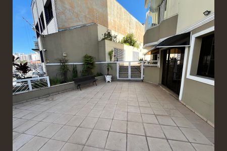 Apartamento à venda com 105m², 2 quartos e 2 vagasÁrea externa