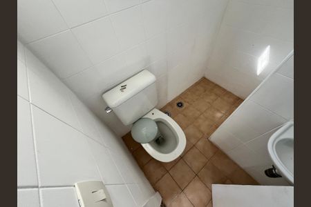 Apartamento à venda com 105m², 2 quartos e 2 vagasBanheiro de serviço