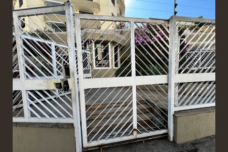 Apartamento à venda com 105m², 2 quartos e 2 vagasFachada