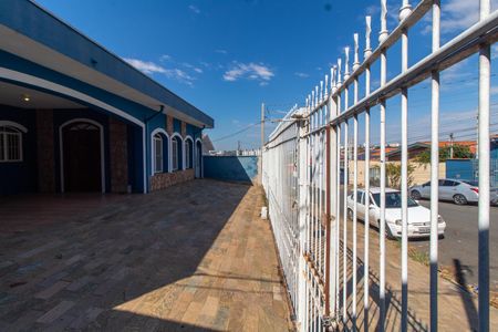 Casa para alugar com 225m², 3 quartos e 4 vagasÁrea Externa