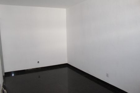 Apartamento à venda com 80m², 2 quartos e sem vagaSala