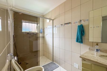 Casa à venda com 266m², 3 quartos e 2 vagas Casa à venda com 266m², 3 quartos e 2 vagasBanheiro da Suíte 3