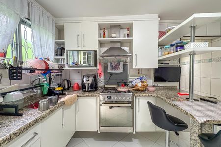 Casa à venda com 266m², 3 quartos e 2 vagas Casa à venda com 266m², 3 quartos e 2 vagasCozinha