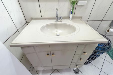 Casa à venda com 266m², 3 quartos e 2 vagas Casa à venda com 266m², 3 quartos e 2 vagasBanheiro da Suíte 2