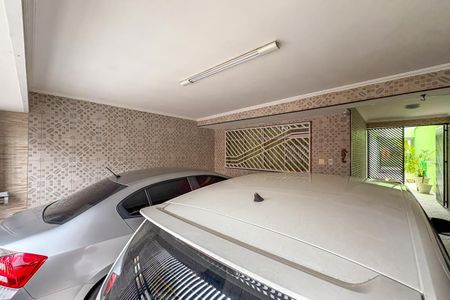 Casa à venda com 266m², 3 quartos e 2 vagas Casa à venda com 266m², 3 quartos e 2 vagasGaragem