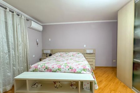 Casa à venda com 266m², 3 quartos e 2 vagas Casa à venda com 266m², 3 quartos e 2 vagasSuíte 1