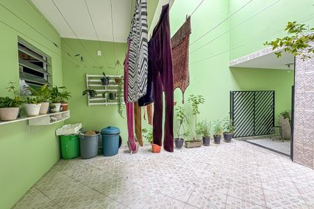 Casa à venda com 266m², 3 quartos e 2 vagas Casa à venda com 266m², 3 quartos e 2 vagasÁrea de Serviço