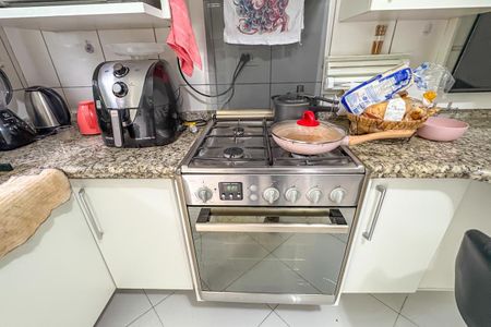 Casa à venda com 266m², 3 quartos e 2 vagas Casa à venda com 266m², 3 quartos e 2 vagasCozinha