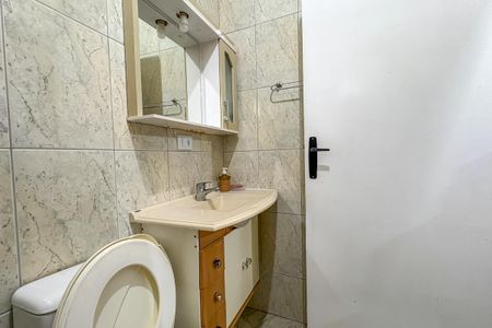 Casa à venda com 266m², 3 quartos e 2 vagas Casa à venda com 266m², 3 quartos e 2 vagasBanheiro de serviço