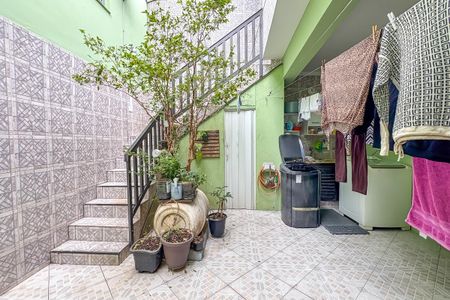 Casa à venda com 266m², 3 quartos e 2 vagas Casa à venda com 266m², 3 quartos e 2 vagasÁrea de Serviço