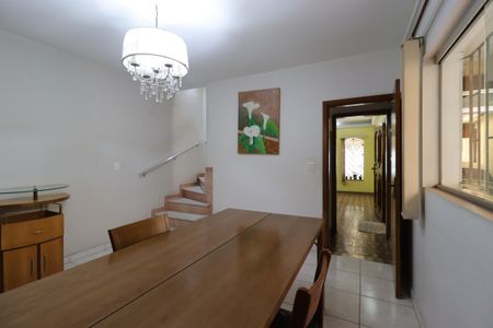 Casa à venda com 220m², 3 quartos e 2 vagasSala de Jantar