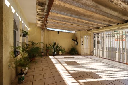 Casa à venda com 220m², 3 quartos e 2 vagasGaragem