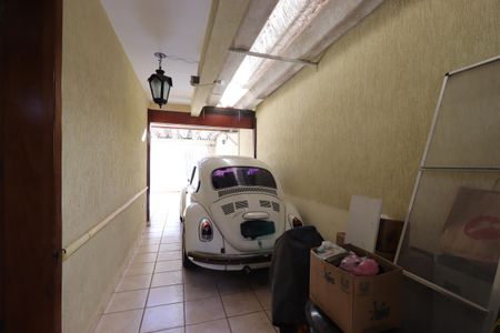 Casa à venda com 220m², 3 quartos e 2 vagasGaragem