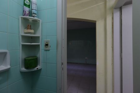 Casa à venda com 220m², 3 quartos e 2 vagasBanheiro de Serviço