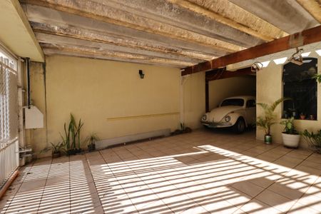 Casa à venda com 220m², 3 quartos e 2 vagasGaragem
