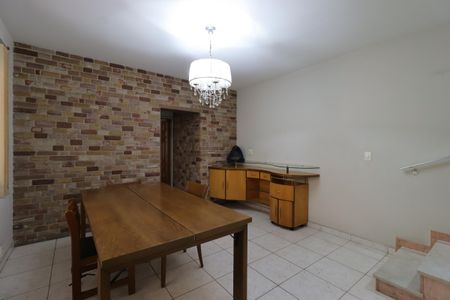 Casa à venda com 220m², 3 quartos e 2 vagasSala de Jantar
