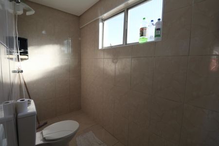 Apartamento para alugar com 220m², 5 quartos e 2 vagas Apartamento para alugar com 220m², 5 quartos e 2 vagasBanheiro da Suíte 2