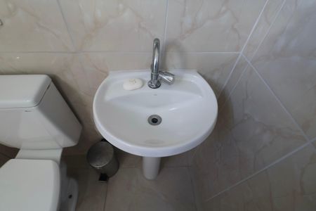 Apartamento para alugar com 220m², 5 quartos e 2 vagas Apartamento para alugar com 220m², 5 quartos e 2 vagasBanheiro da Suíte 1