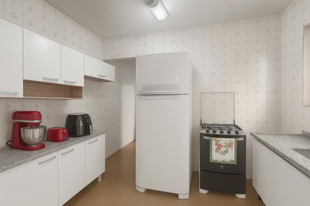 Casa à venda com 180m², 2 quartos e 1 vaga Casa à venda com 180m², 2 quartos e 1 vagaCozinha