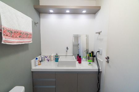 Apartamento à venda com 65m², 2 quartos e 1 vaga Apartamento à venda com 65m², 2 quartos e 1 vagaBanheiro