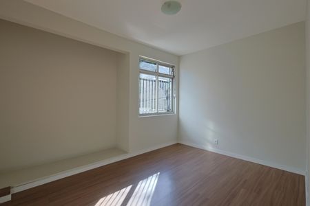 Apartamento à venda com 97m², 3 quartos e 1 vagaQuarto 2