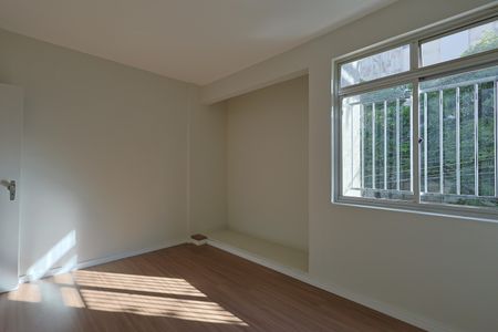 Apartamento à venda com 97m², 3 quartos e 1 vagaQuarto 2