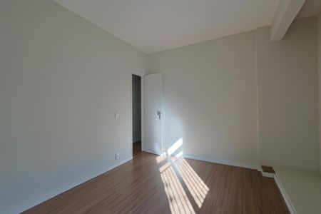 Apartamento à venda com 97m², 3 quartos e 1 vagaQuarto 2