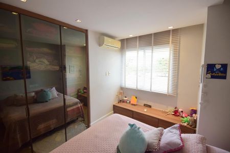 Apartamento à venda com 179m², 2 quartos e 2 vagasQuarto